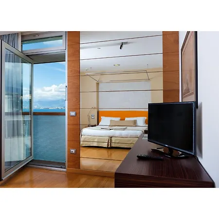 Hotel Towers Stabiae Sorrento Coast 4*