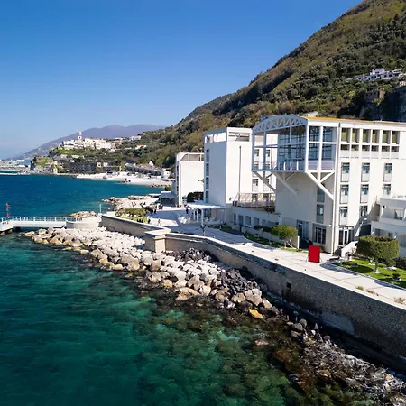 Towers Stabiae Sorrento Coast فندق 4*