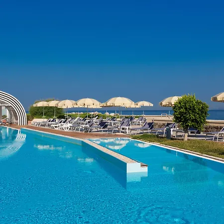 타워스 스타비에 소렌토 코스트 4* 카스텔라마레디스타비아