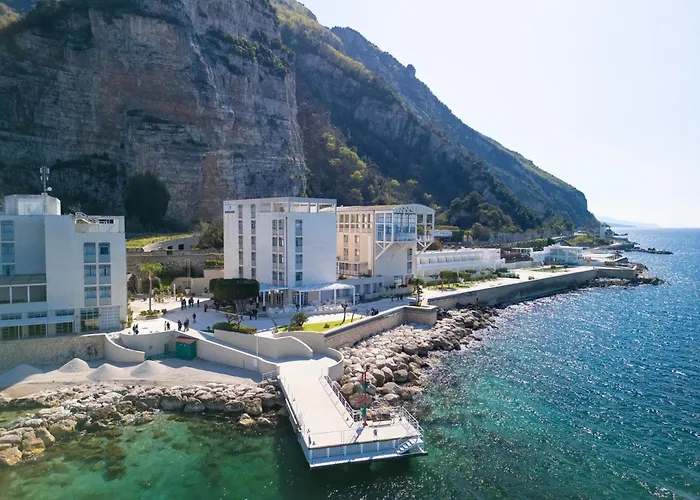 Towers Stabiae Sorrento Coast Отель