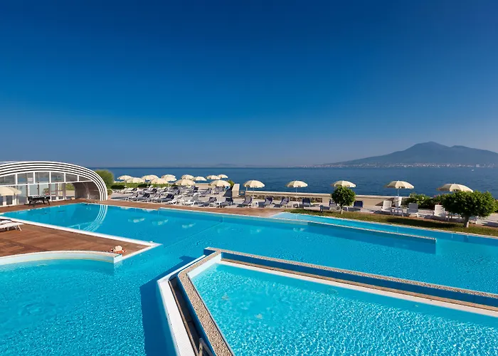 Отель Towers Stabiae Sorrento Coast Кастелламмаре-ди-Стабия