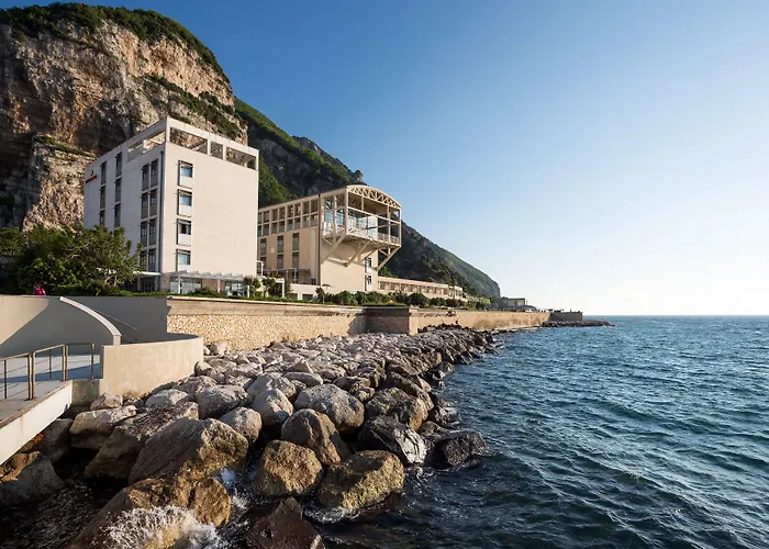 Towers Stabiae Sorrento Coast Отель Кастелламмаре-ди-Стабия